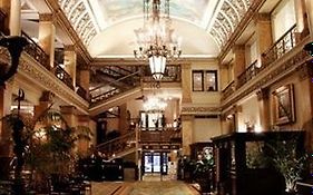 Pfister Milwaukee Hotel